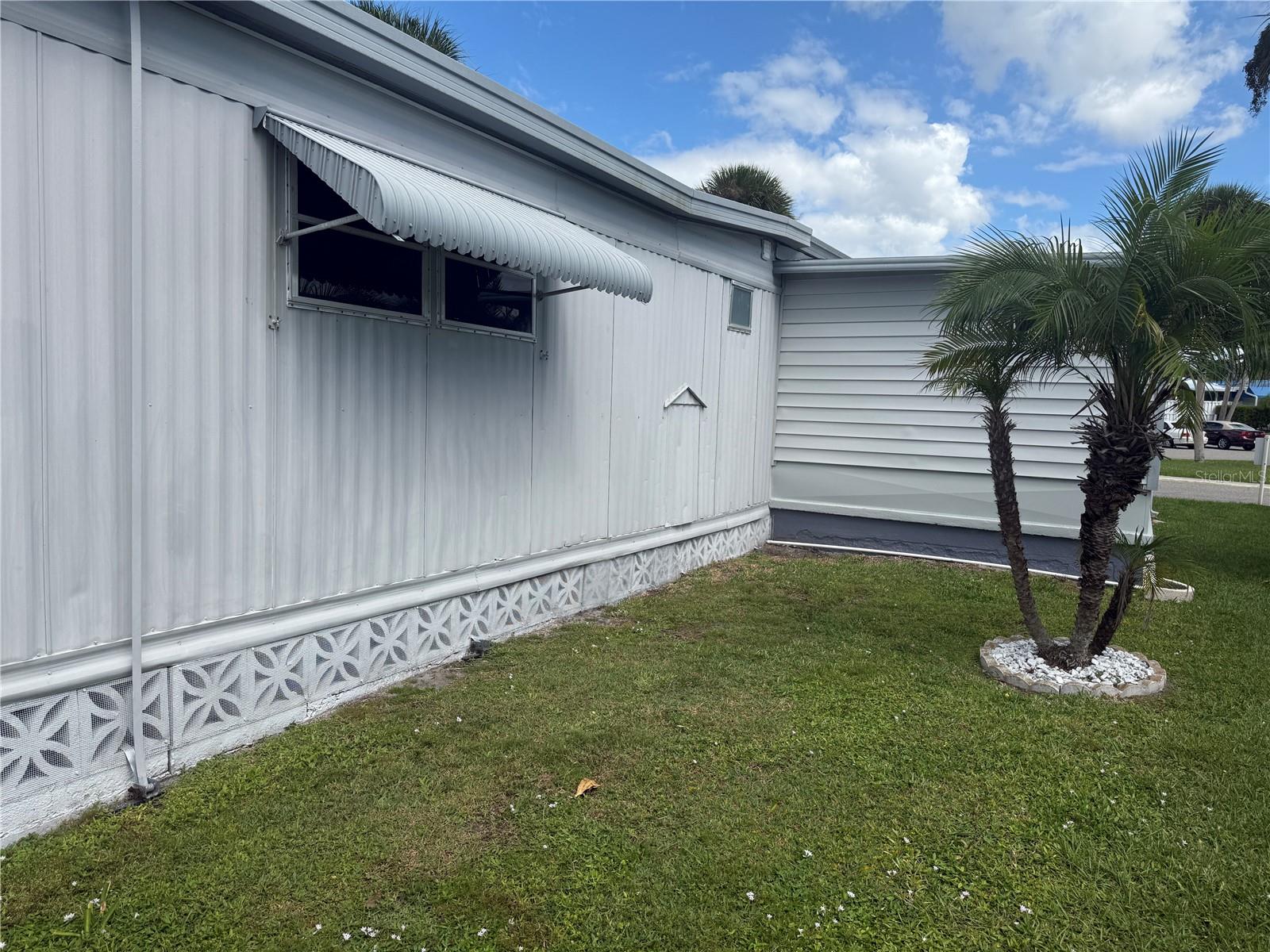 JAPANESE GARDENS MHP - Residential