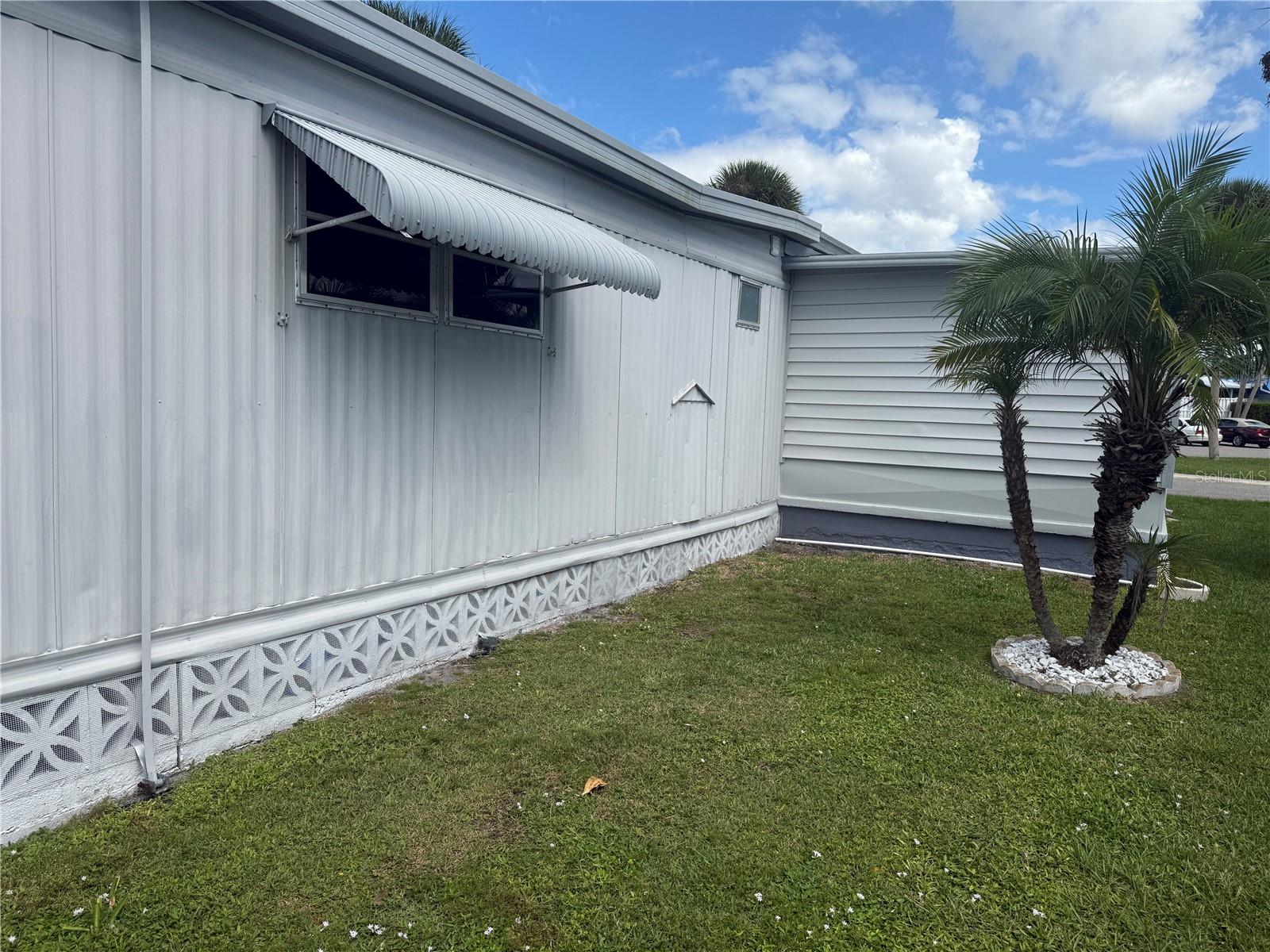 JAPANESE GARDENS MHP - Residential