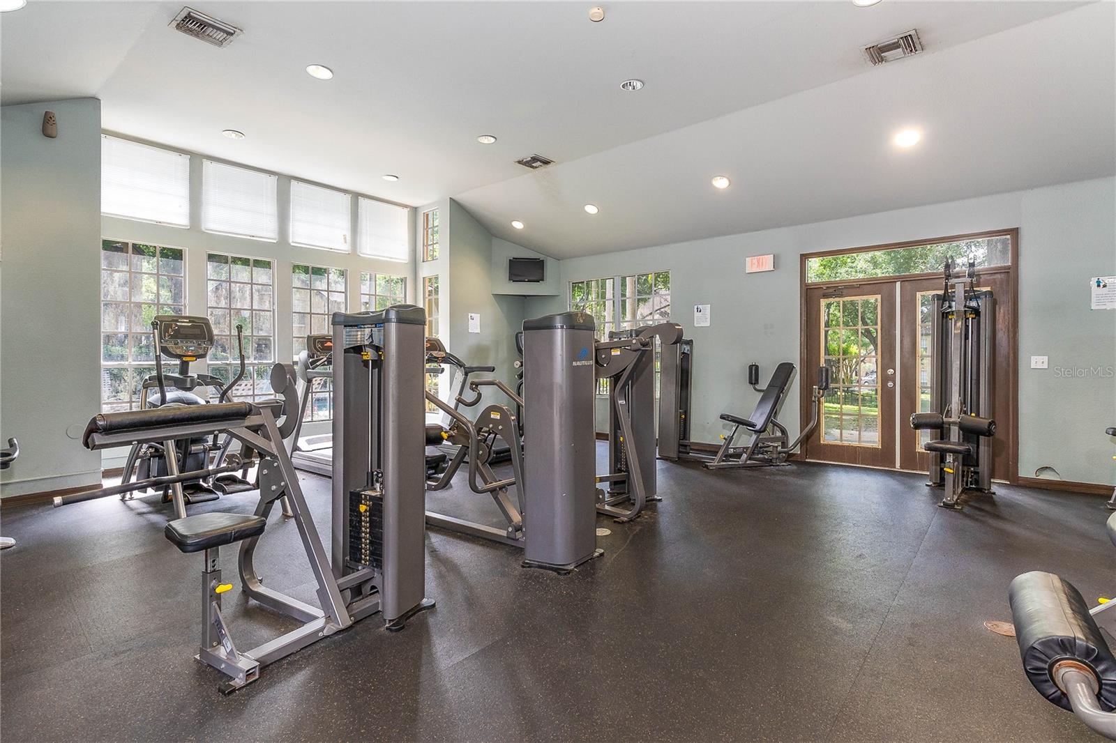 AZUR/METROWEST - Residential