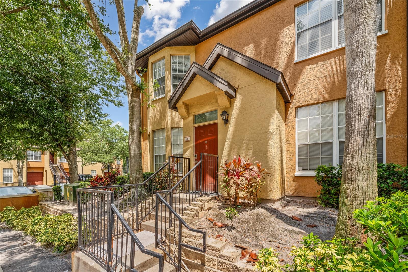 AZUR/METROWEST - Residential