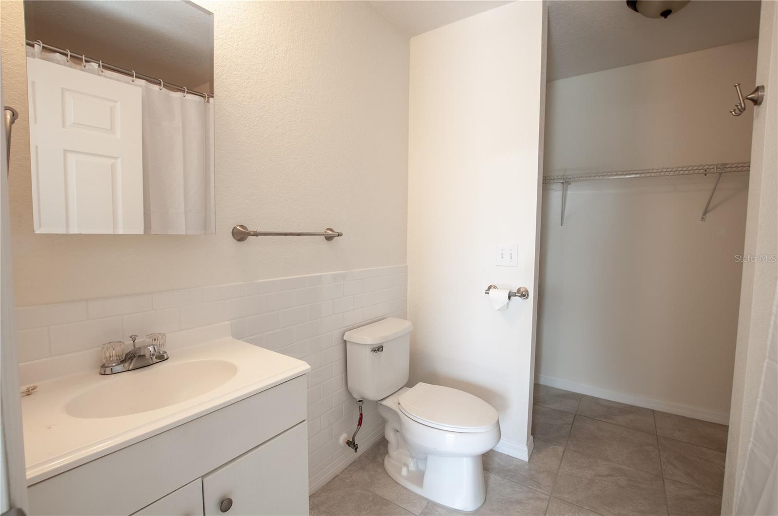 ROYAL HOWARD SUB - Residential