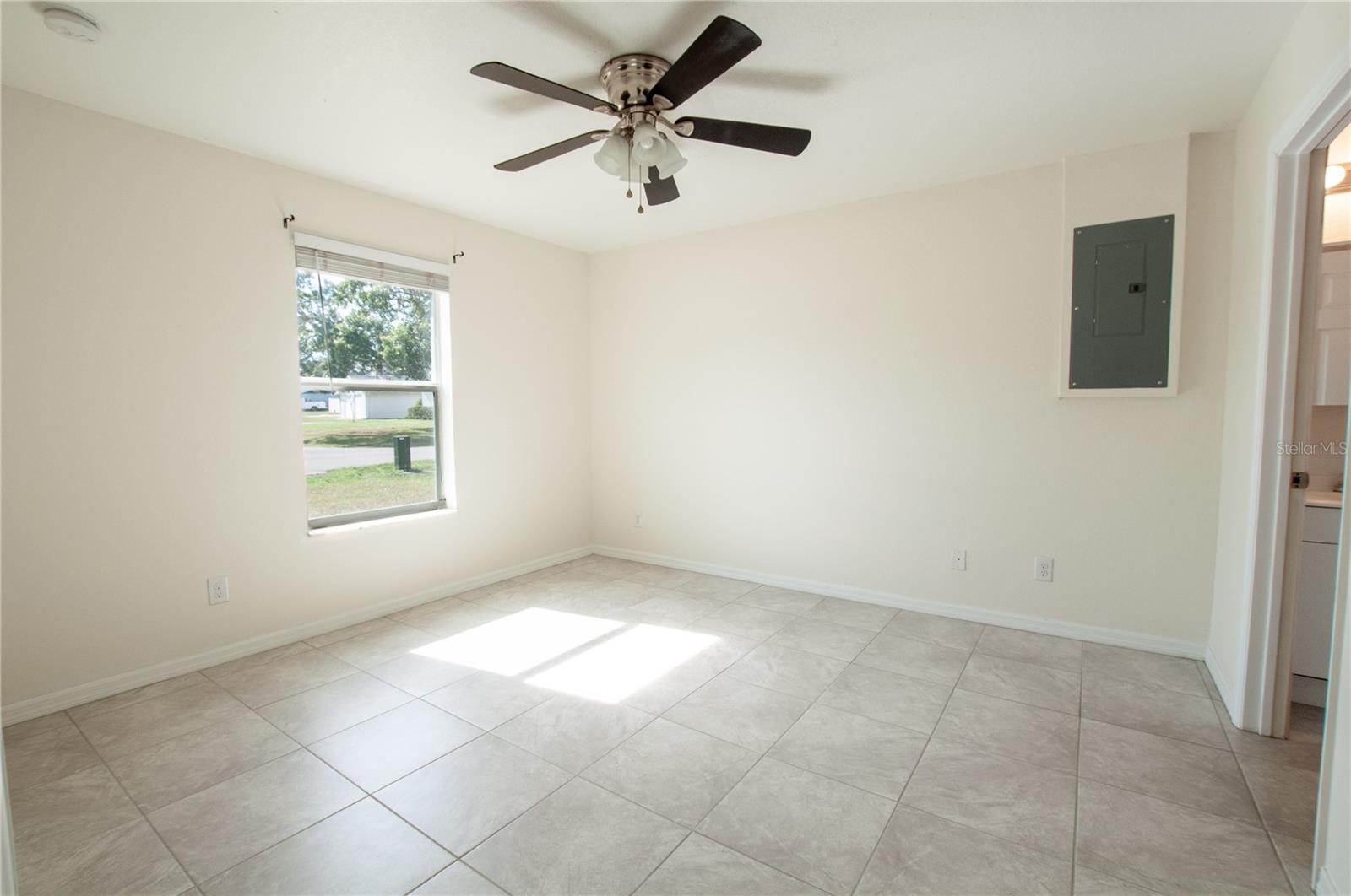 ROYAL HOWARD SUB - Residential