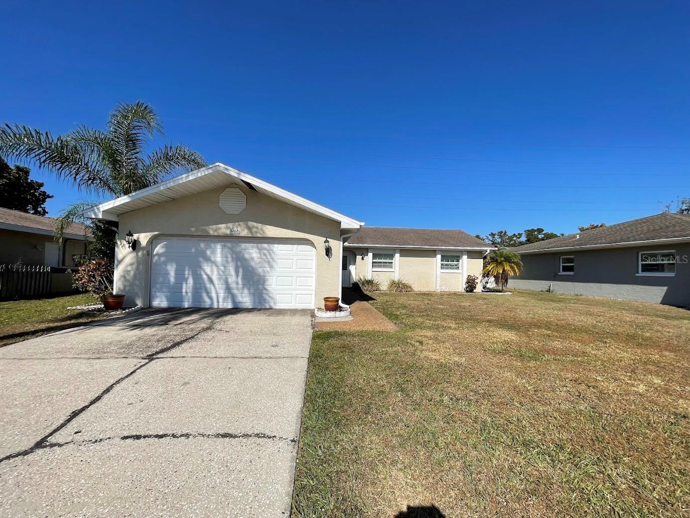 COUNTRYSIDE TR 8 UNIT ONE - Residential Lease