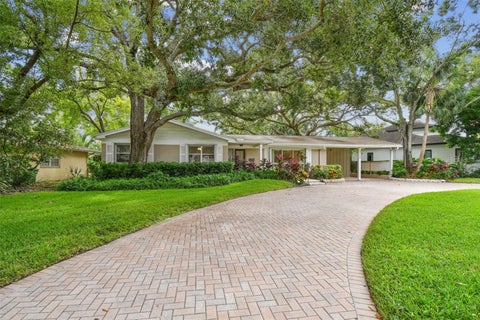 Photo of 4508 Henderson Boulevard, Tampa, FL 33629 (MLS # TB8484034)