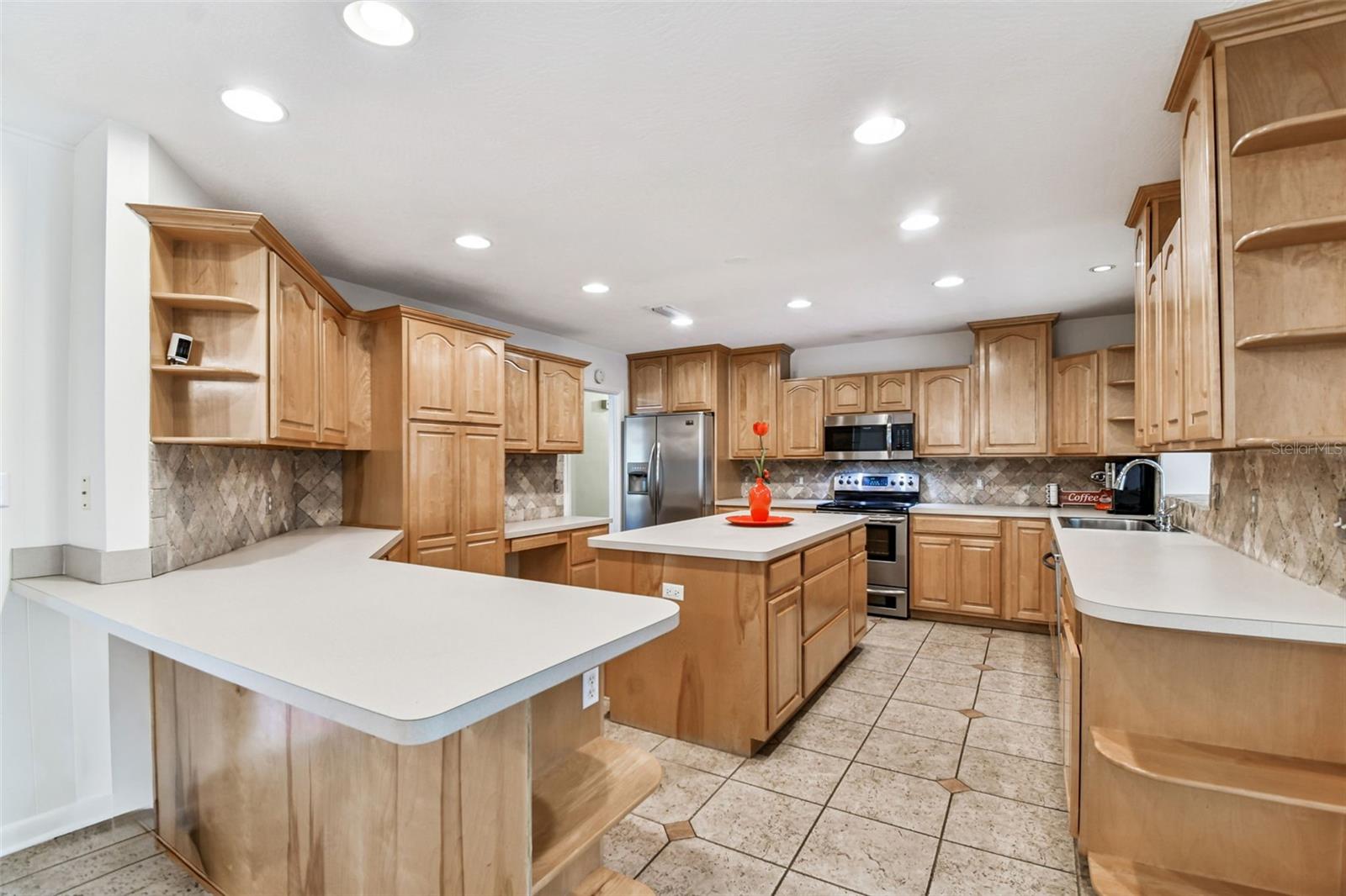 SUNSET PARK - Residential