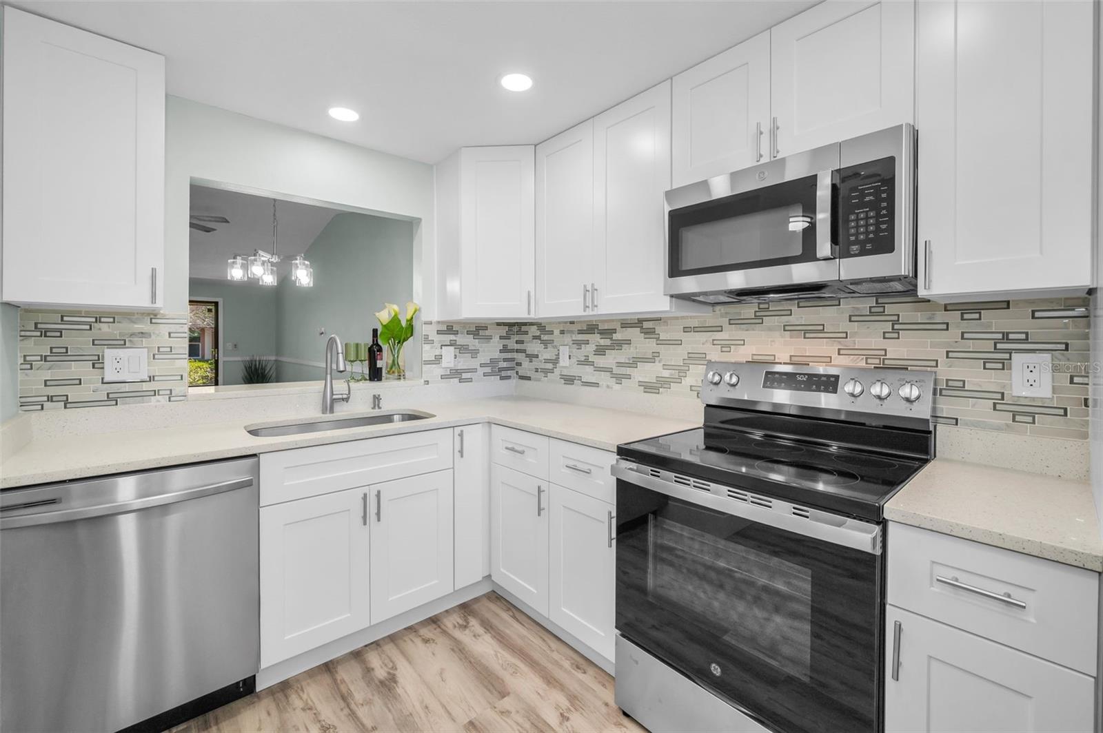 VILLAS OF FOREST LAKES THE - Residential