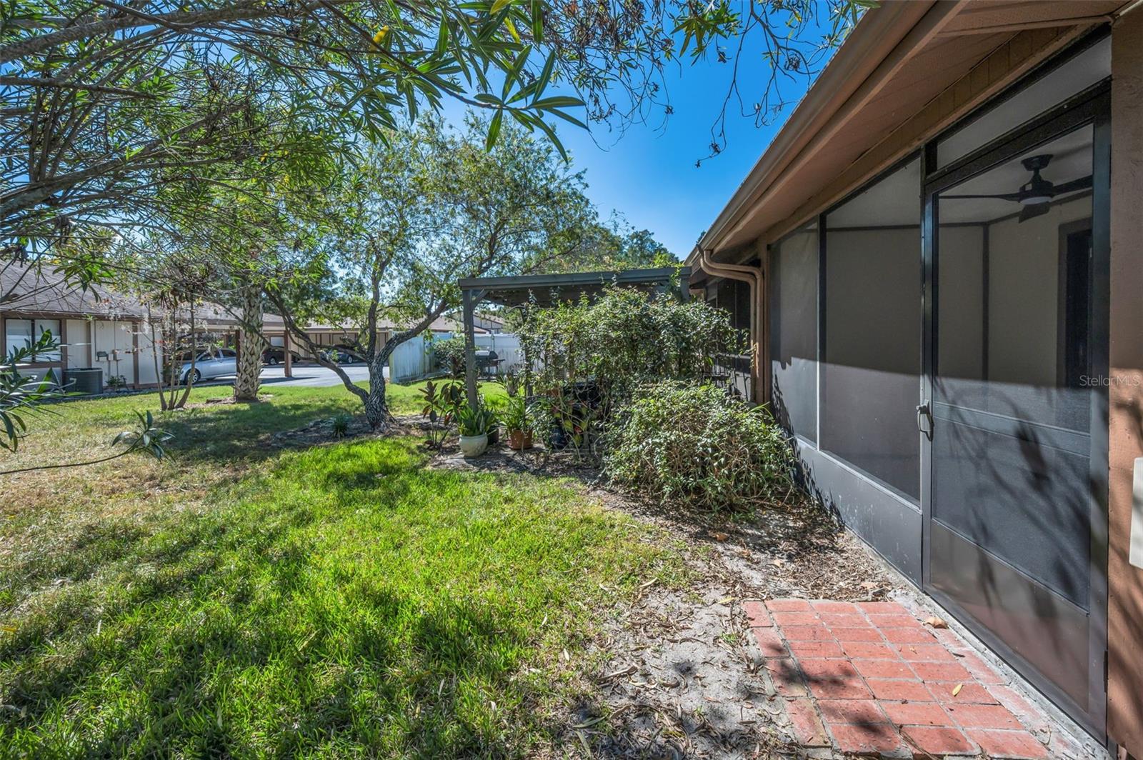 VILLAS OF FOREST LAKES THE - Residential