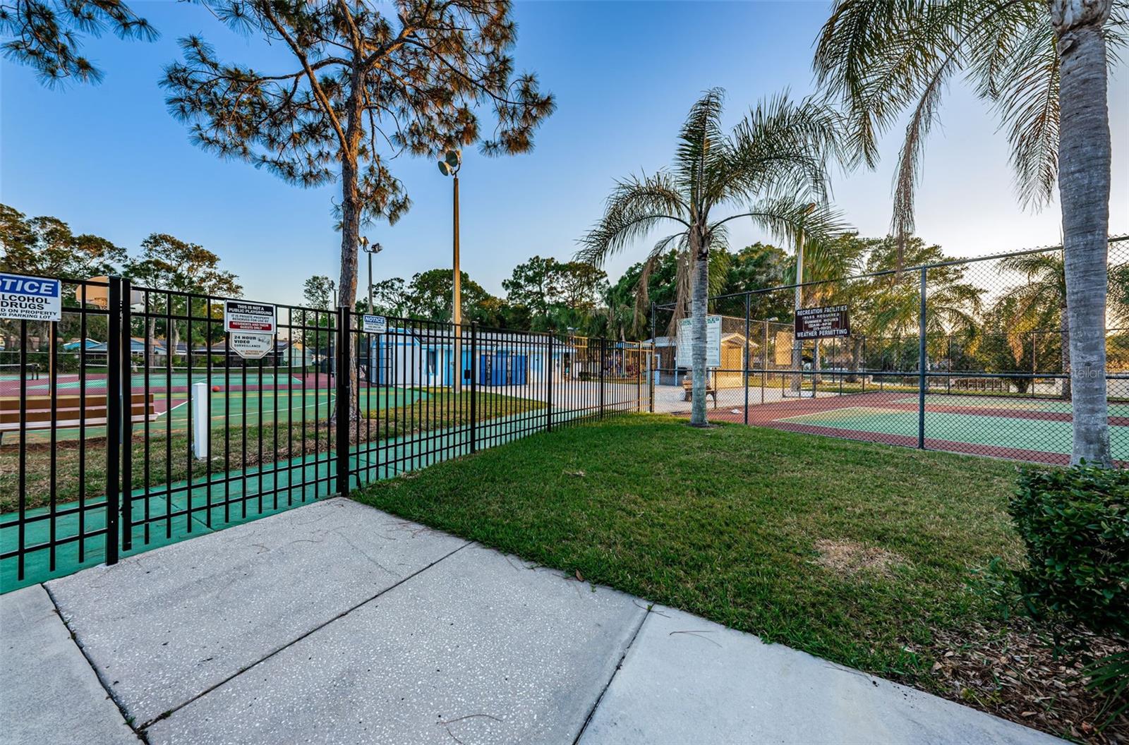 VILLAS OF FOREST LAKES THE - Residential