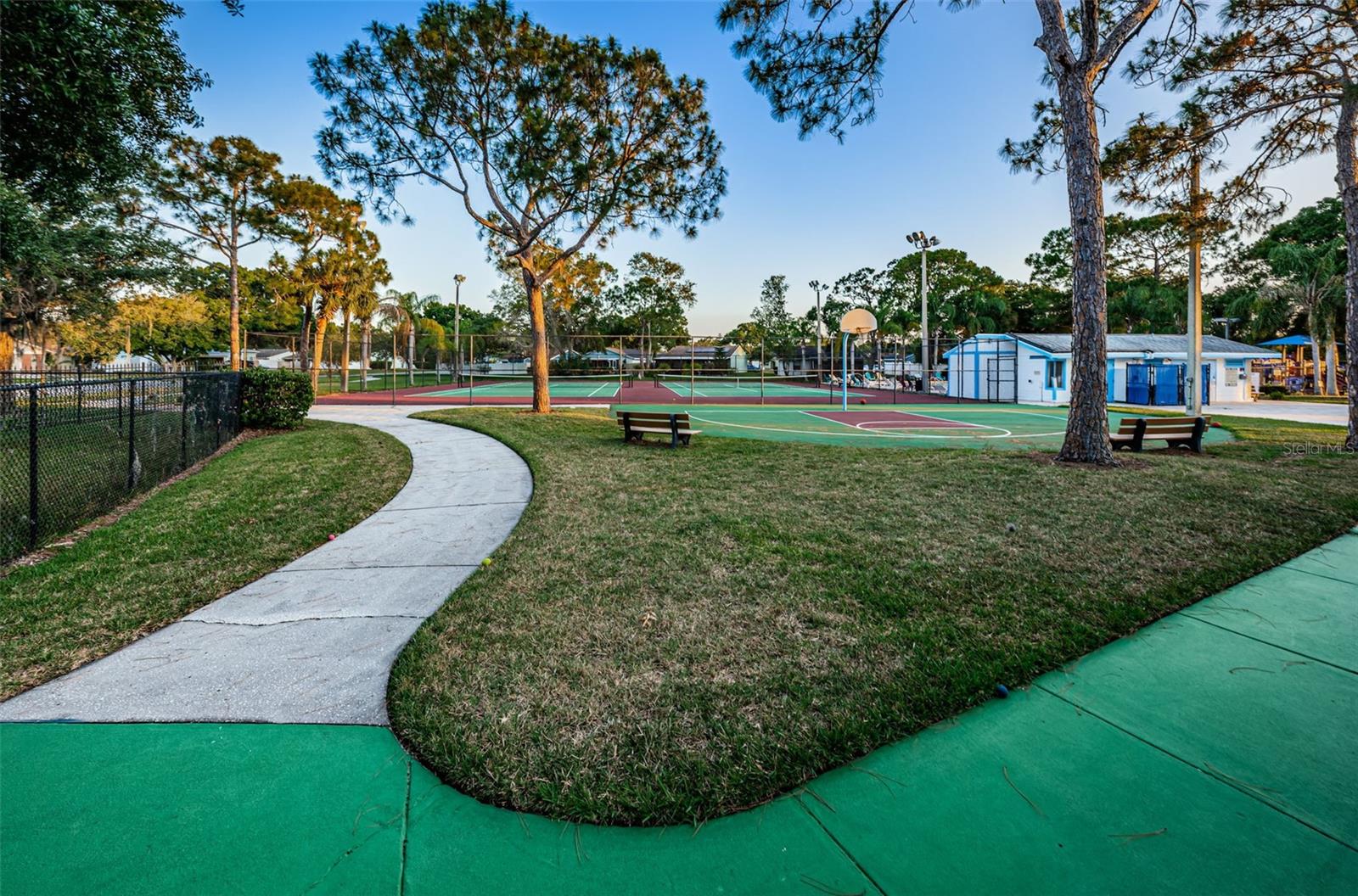 VILLAS OF FOREST LAKES THE - Residential