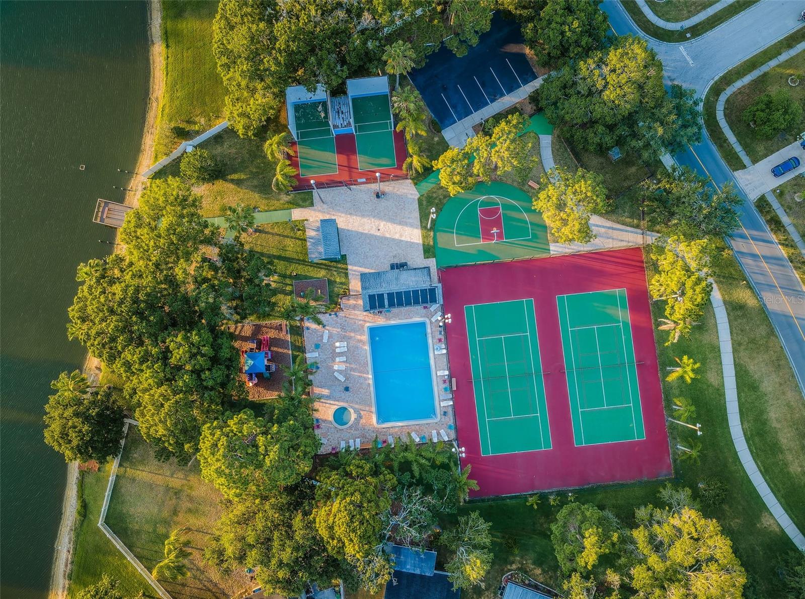 VILLAS OF FOREST LAKES THE - Residential