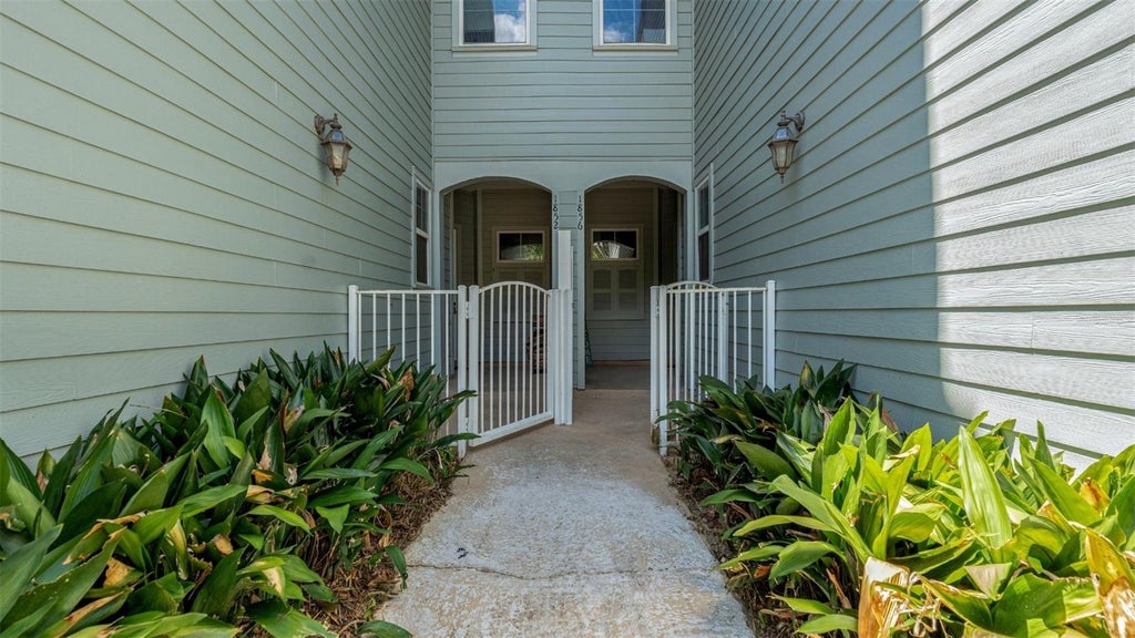 Photo of 1852 NW 34th Street #24, Gainesville, FL 32605 (MLS # GC541837)