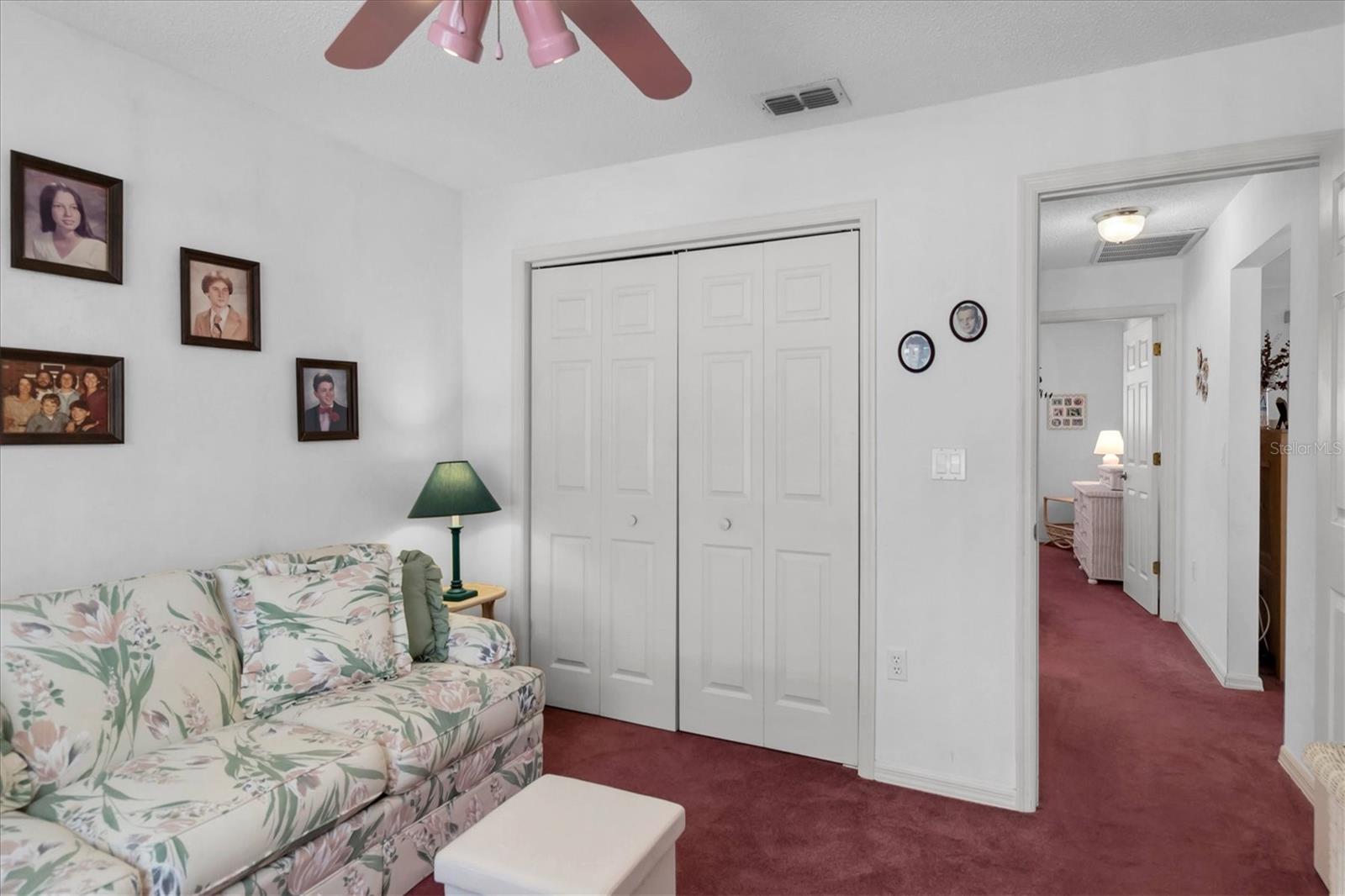 RAIN TREE ROUND - Residential