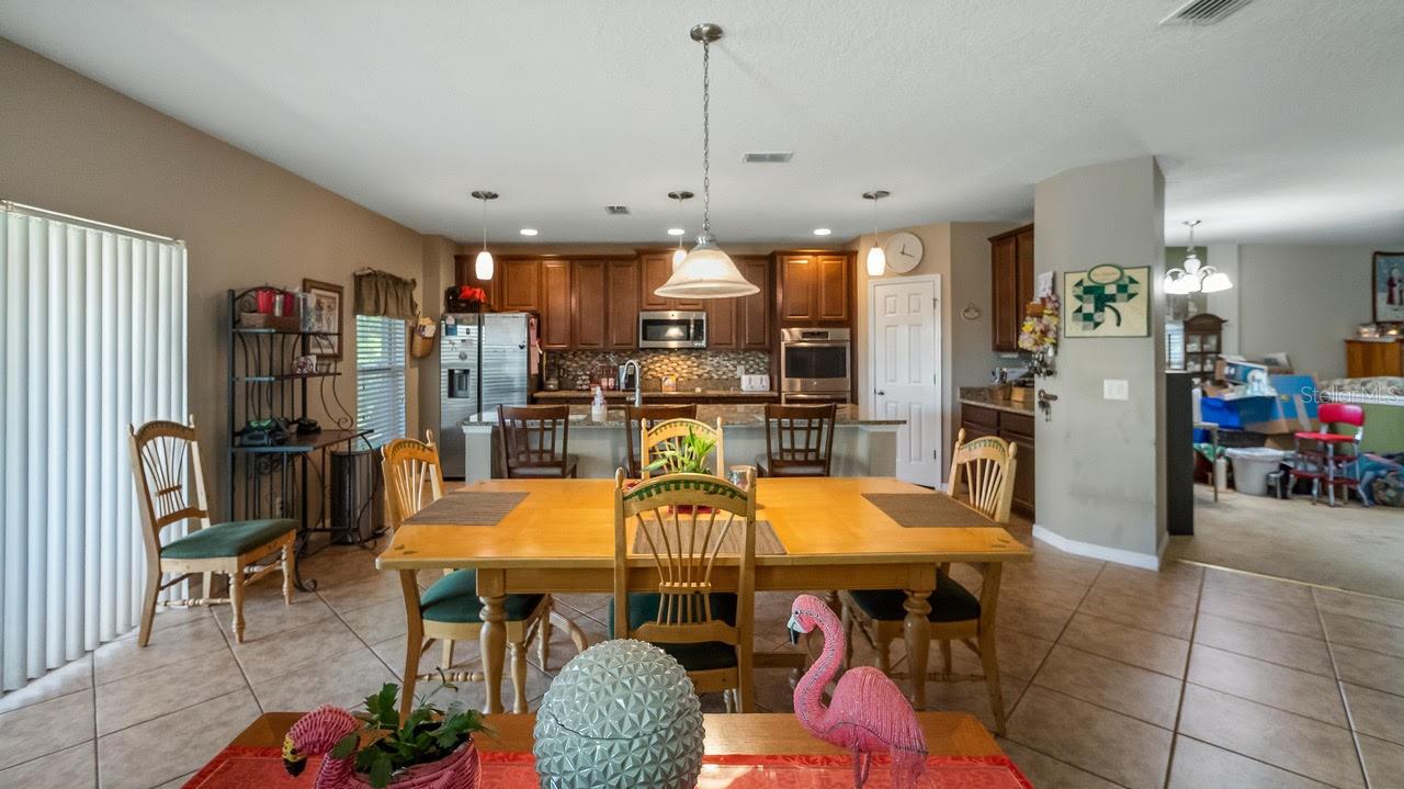 GROVELAND LAGO KATRINA - Residential