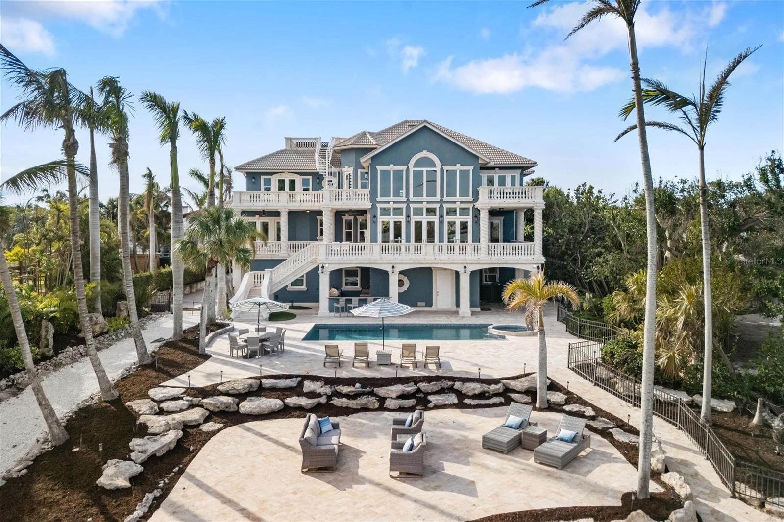 144 N CASEY KEY ROAD