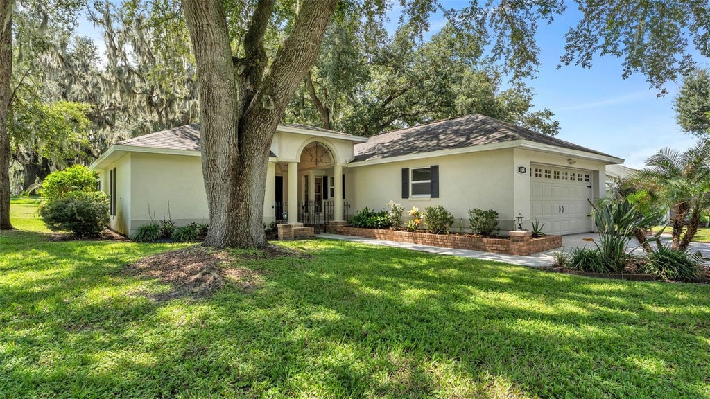 Photo of 804 Nestlewood Court, Lakeland, FL 33813 (MLS # L4965242)