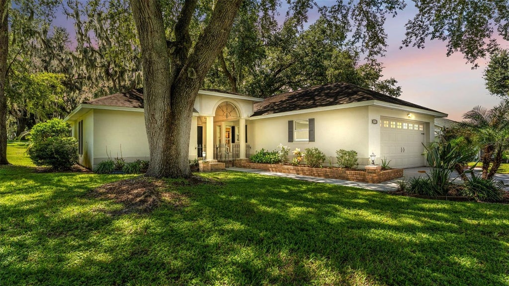 Photo of 804 Nestlewood Court, Lakeland, FL 33813 (MLS # L4965242)