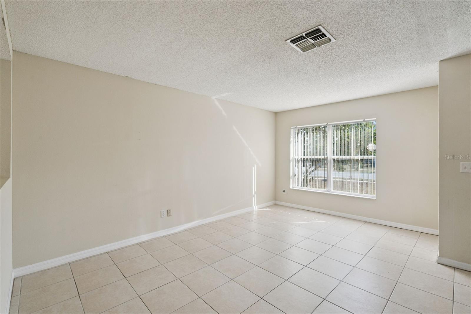 SUNRISE LAKES PH II SUB - Residential