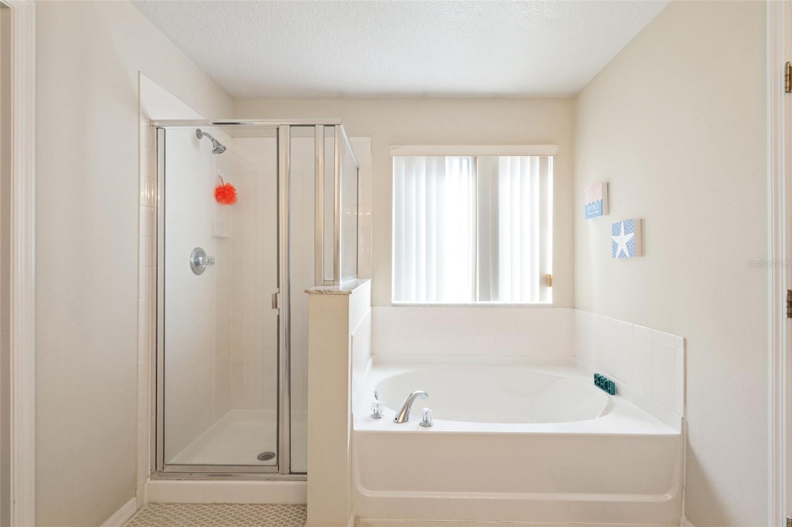 SUNRISE LAKES PH II SUB - Residential