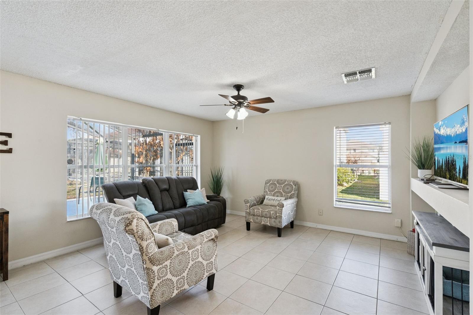 SUNRISE LAKES PH II SUB - Residential