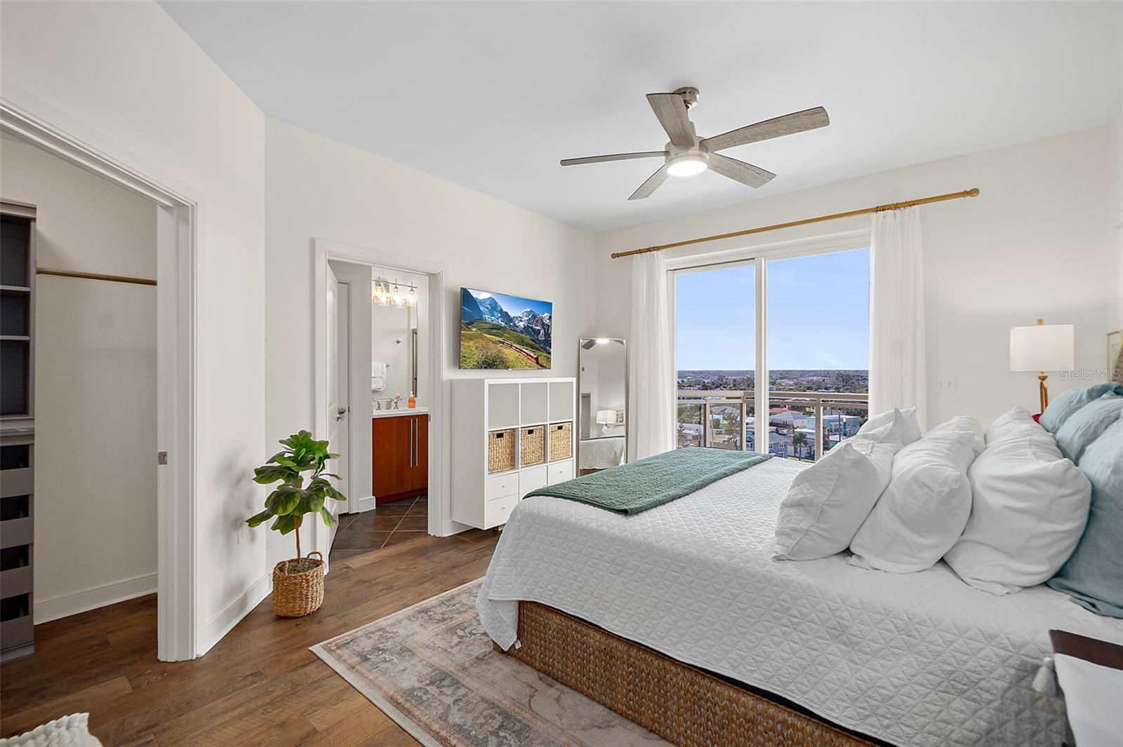 OCEAN VISTAS CONDO - Residential