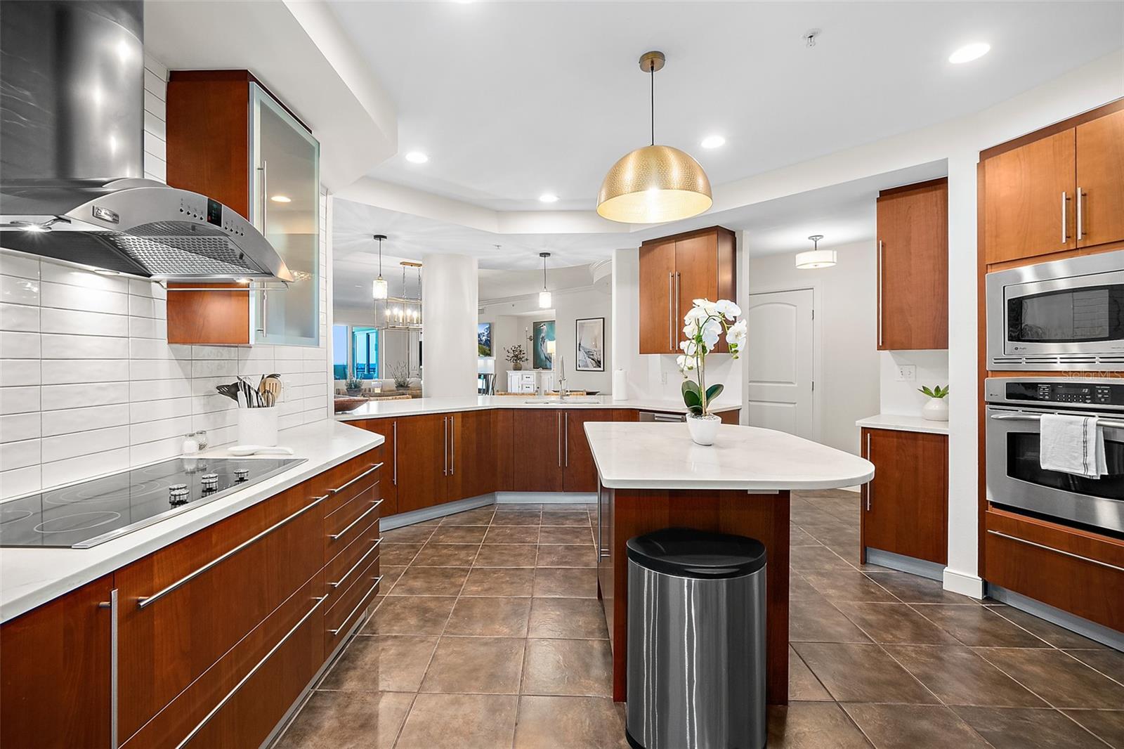 OCEAN VISTAS CONDO - Residential