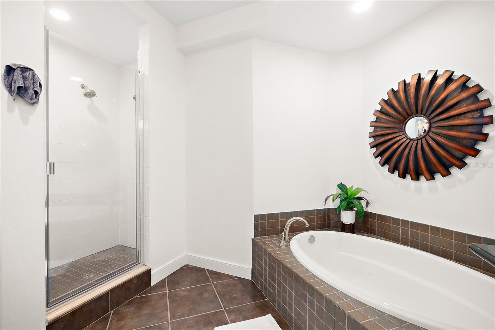 OCEAN VISTAS CONDO - Residential
