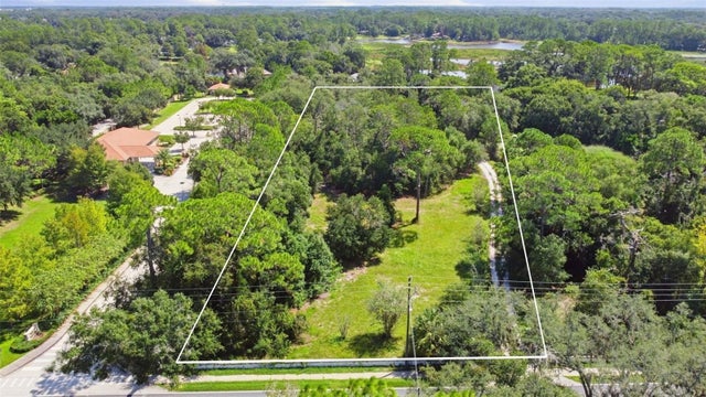 N COUNTRY CLUB ROAD