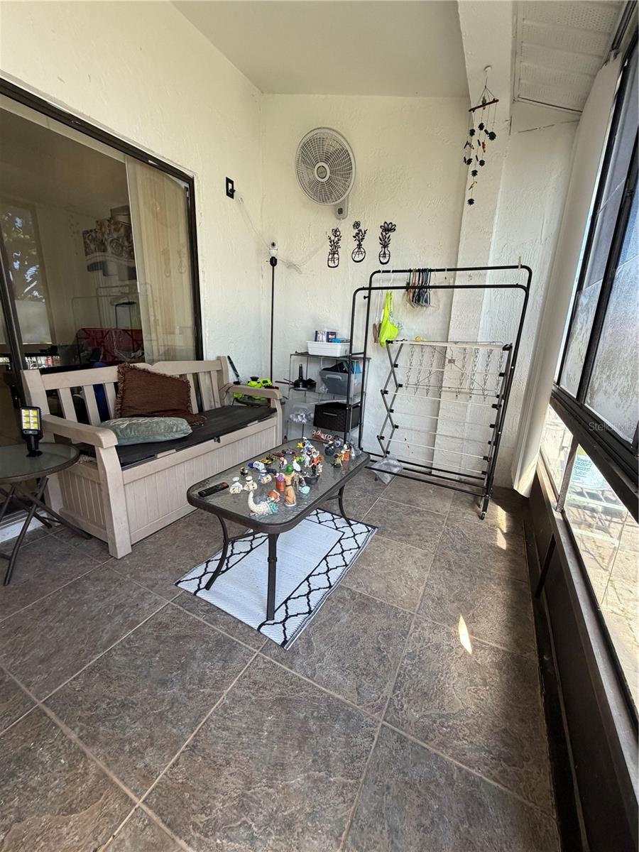 BVL LAKEPOINTE TWNHMS - Residential