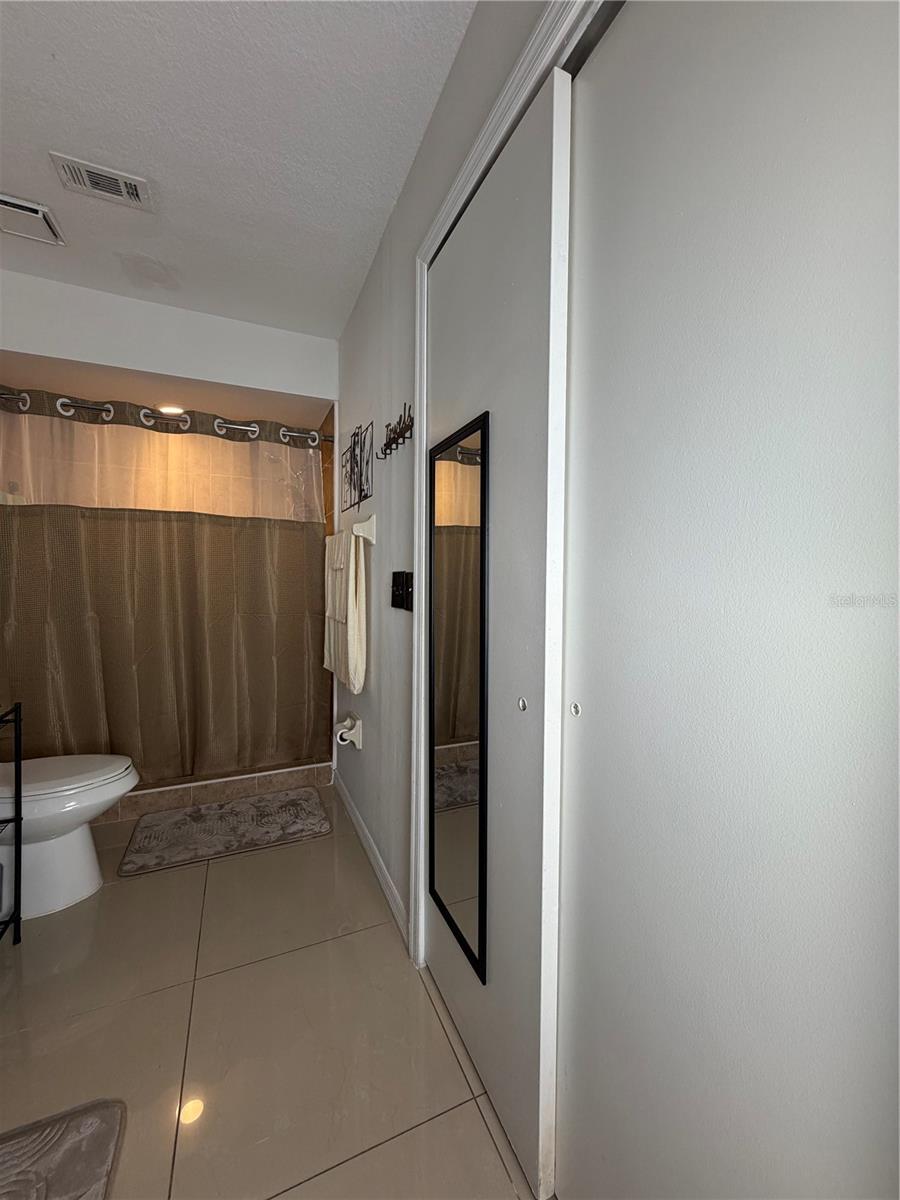 BVL LAKEPOINTE TWNHMS - Residential