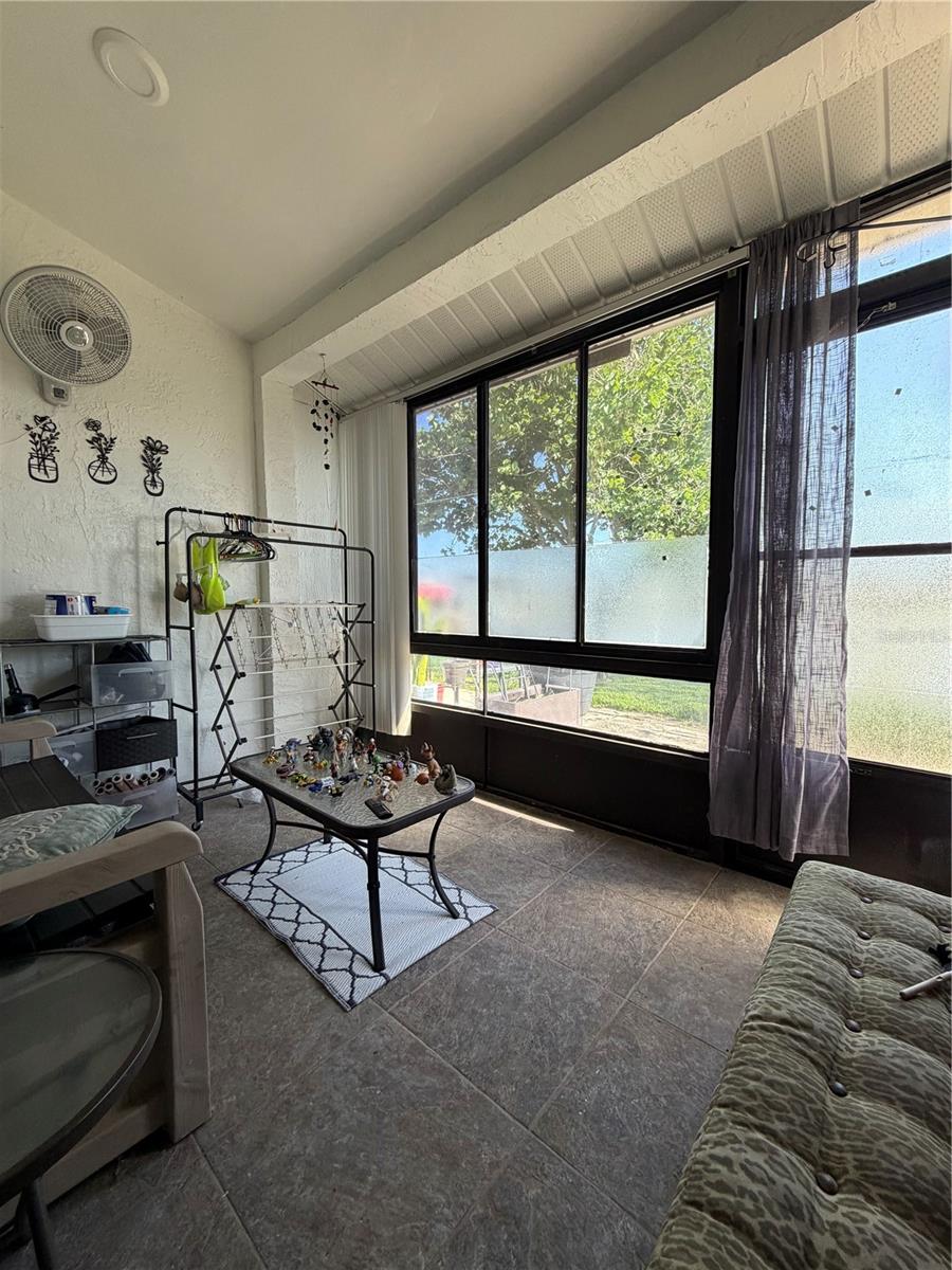 BVL LAKEPOINTE TWNHMS - Residential