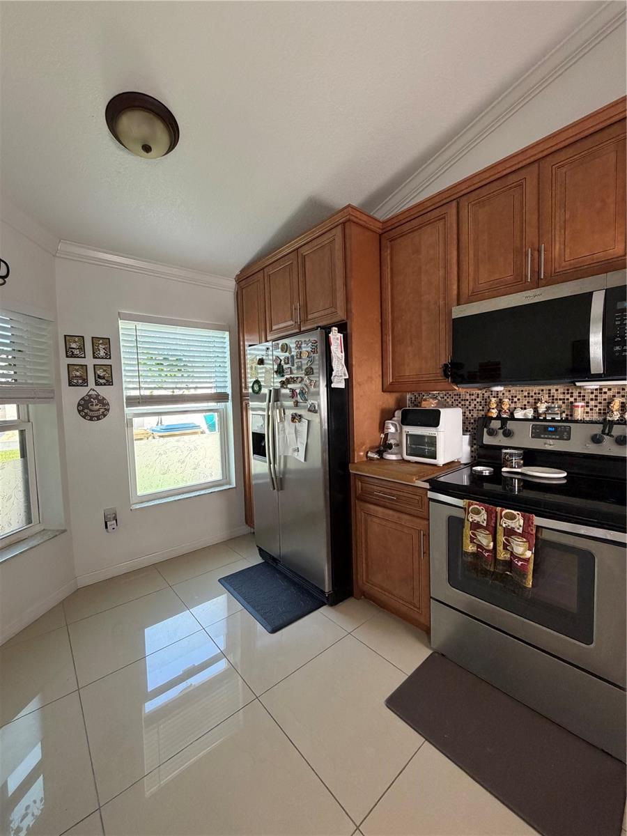 BVL LAKEPOINTE TWNHMS - Residential