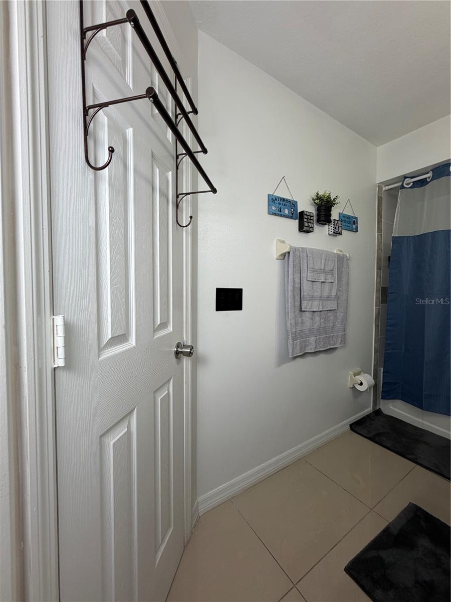 BVL LAKEPOINTE TWNHMS - Residential