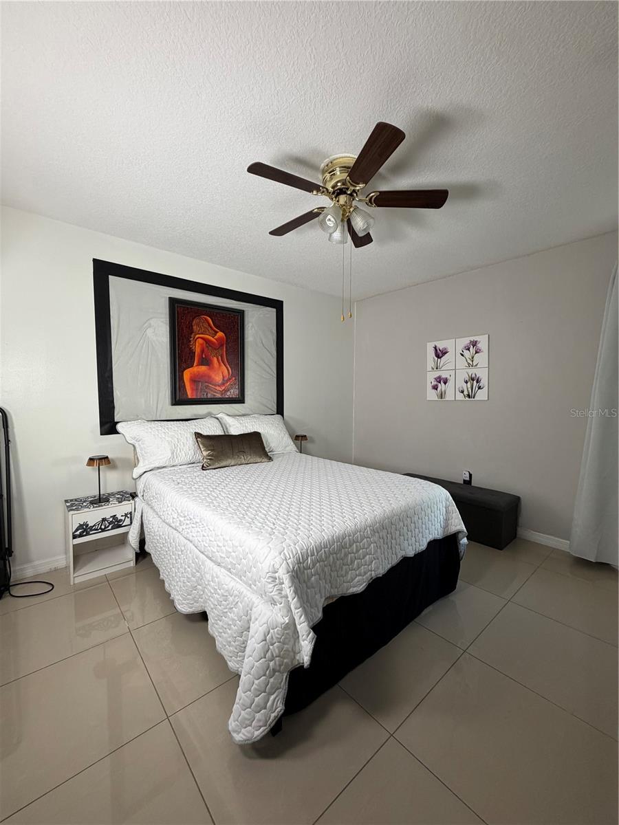 BVL LAKEPOINTE TWNHMS - Residential