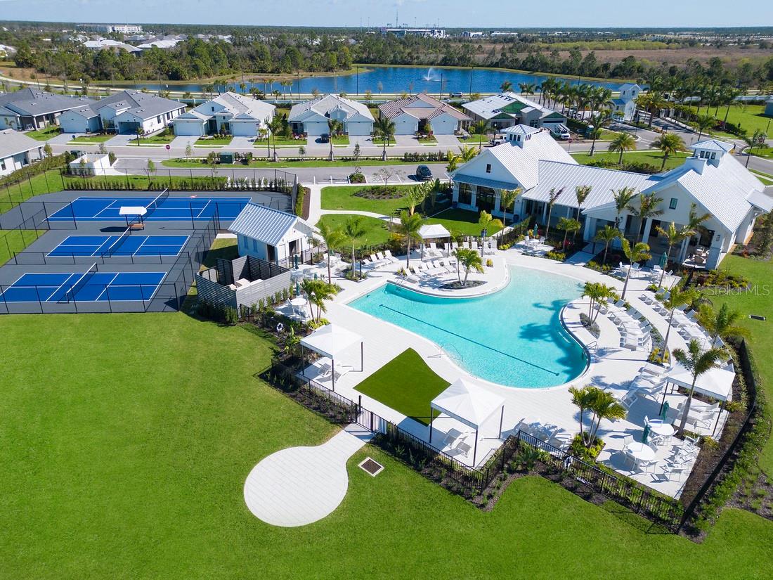 SOLSTICE AT WELLEN PARK - Residential