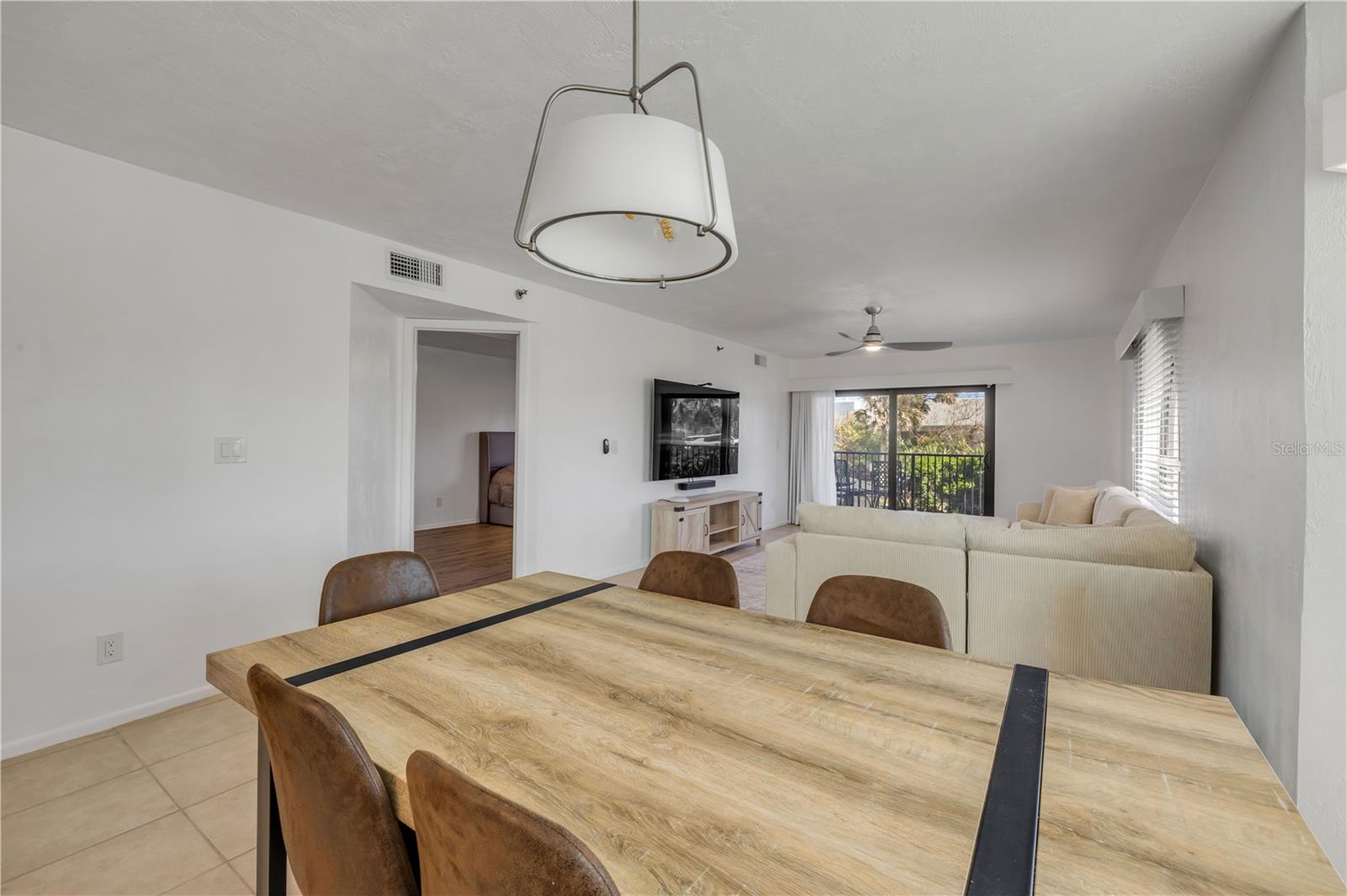 CLUB OCEANIA CONDO PH 01 & 02 - Residential