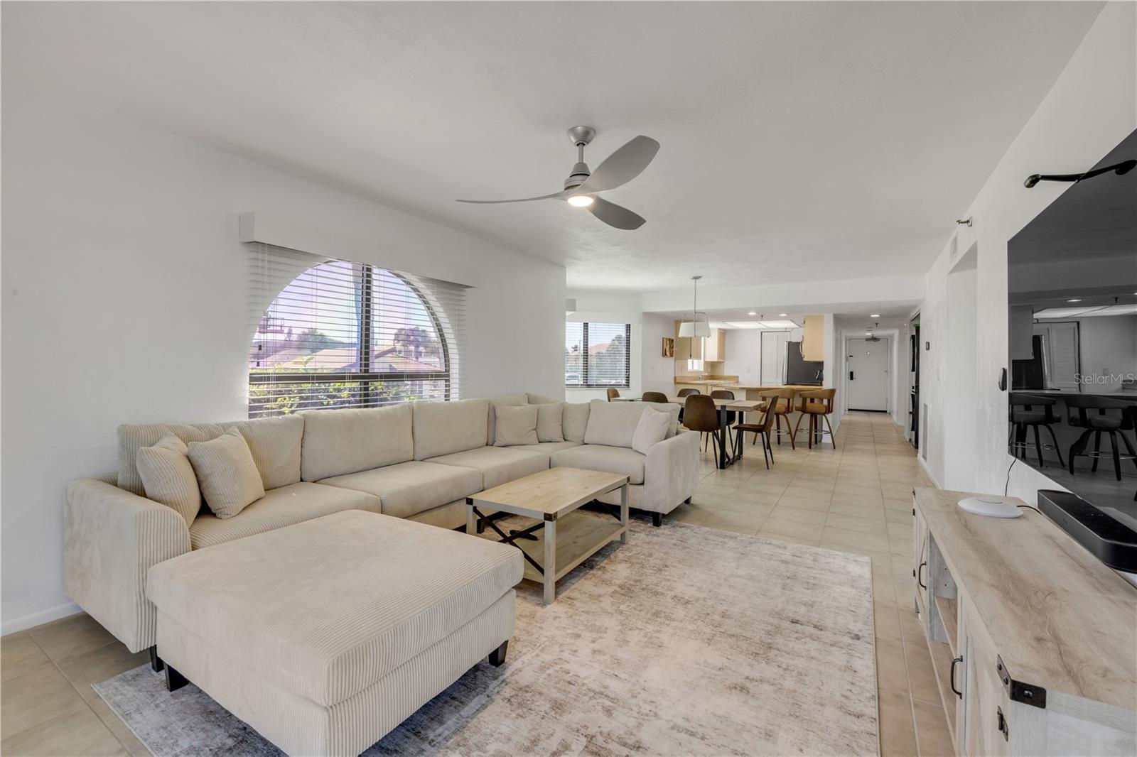 CLUB OCEANIA CONDO PH 01 & 02 - Residential