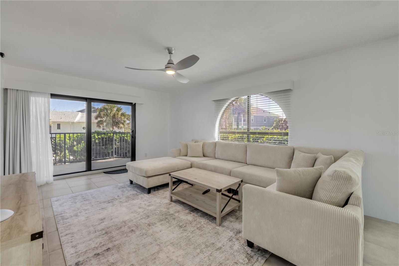 CLUB OCEANIA CONDO PH 01 & 02 - Residential