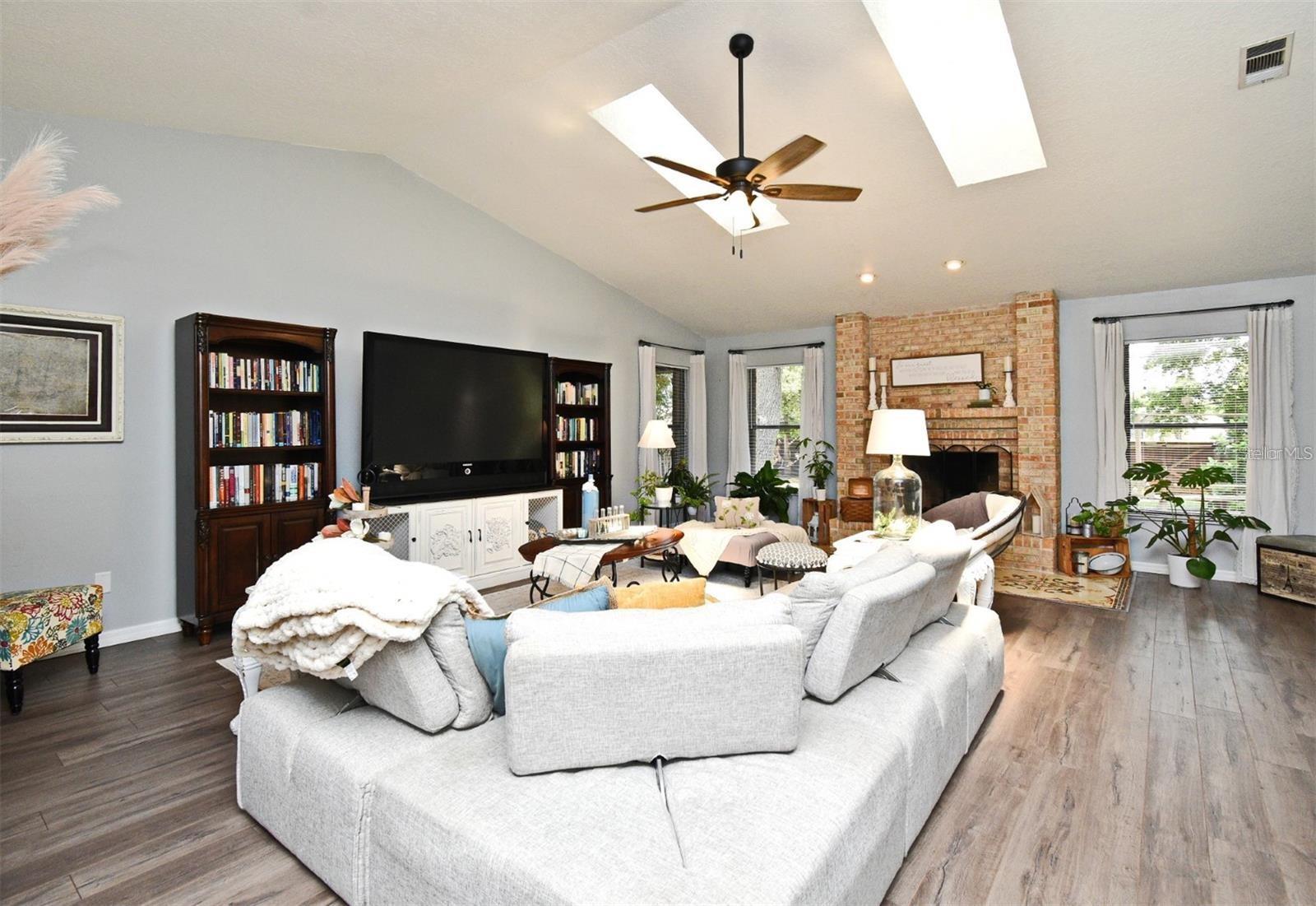 DEBARY PLANTATION UNIT 03 - Residential