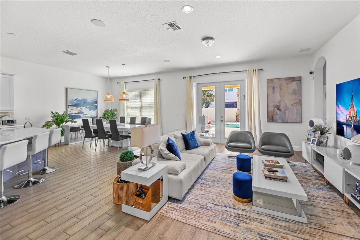 WINDERMERE TRLS PH 3A - Residential Lease