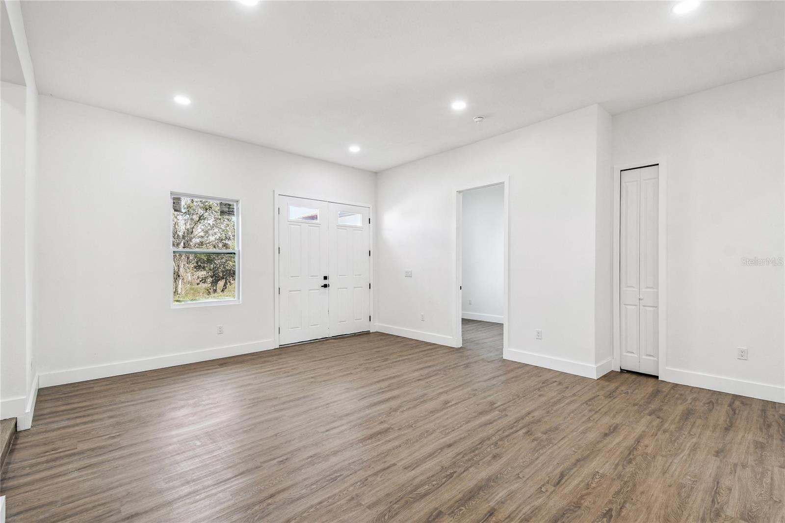 SPRING HILL UNIT 6 BLK 269 LOT 6 ORB 287 PG 597 - Residential