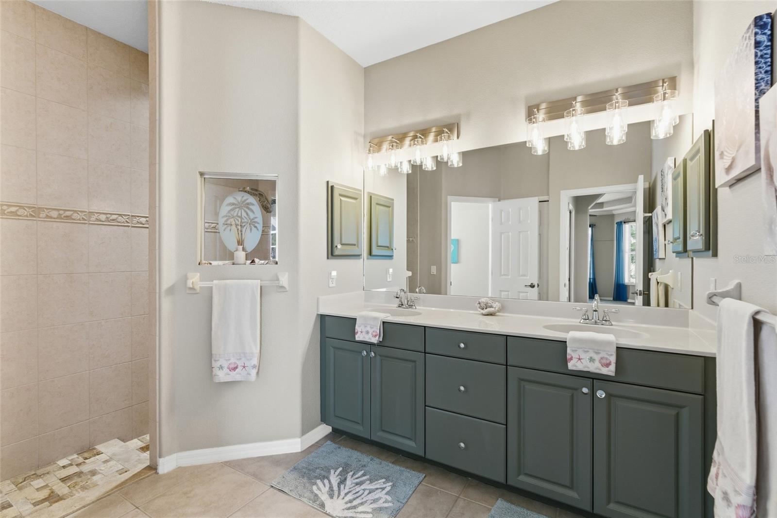 CAPE HAZE WINDWARD - Residential