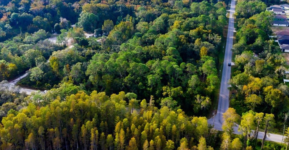 MOON LAKE ESTATES - Land