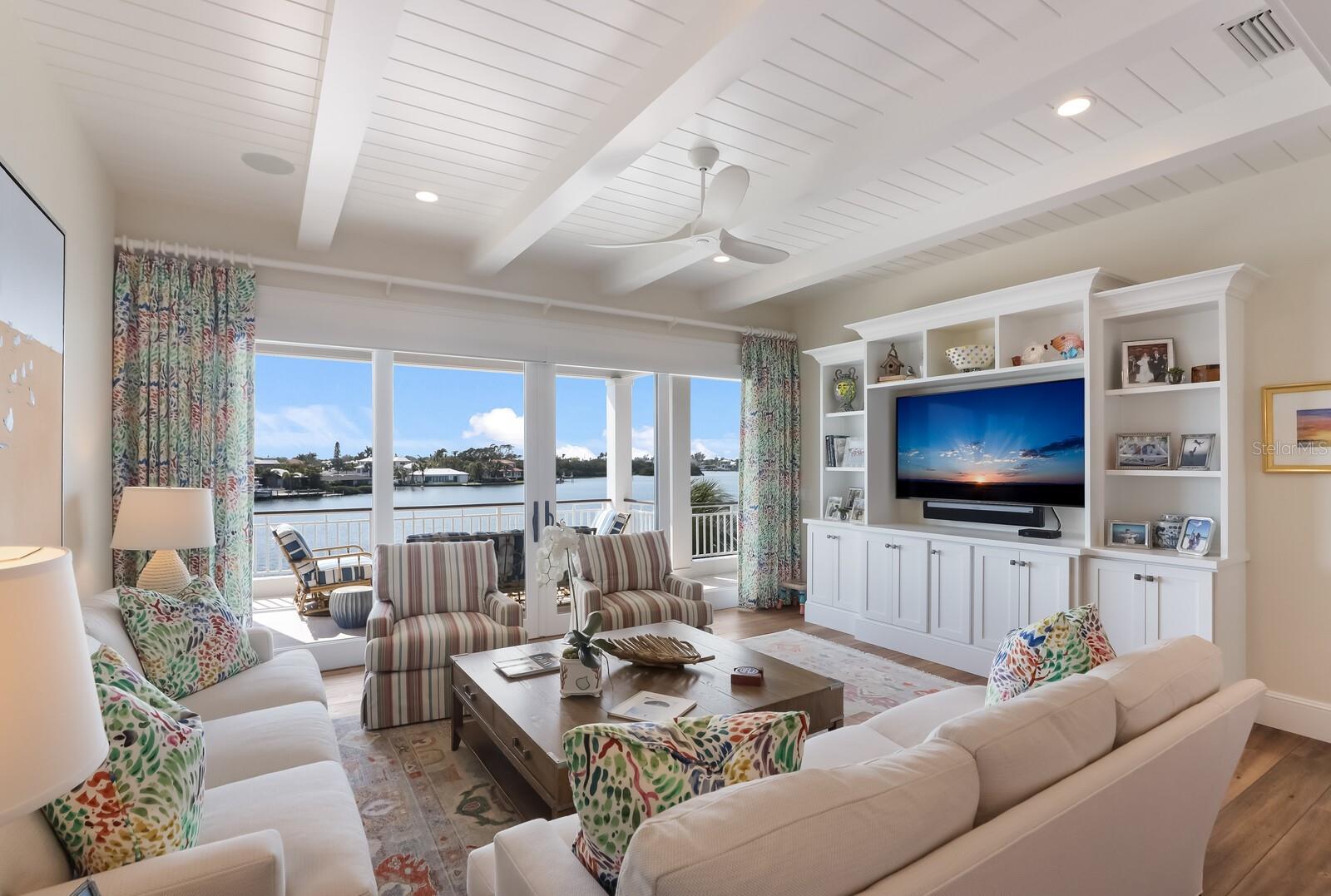 NORTH POINT HARBOUR UNIT TWO - Residential