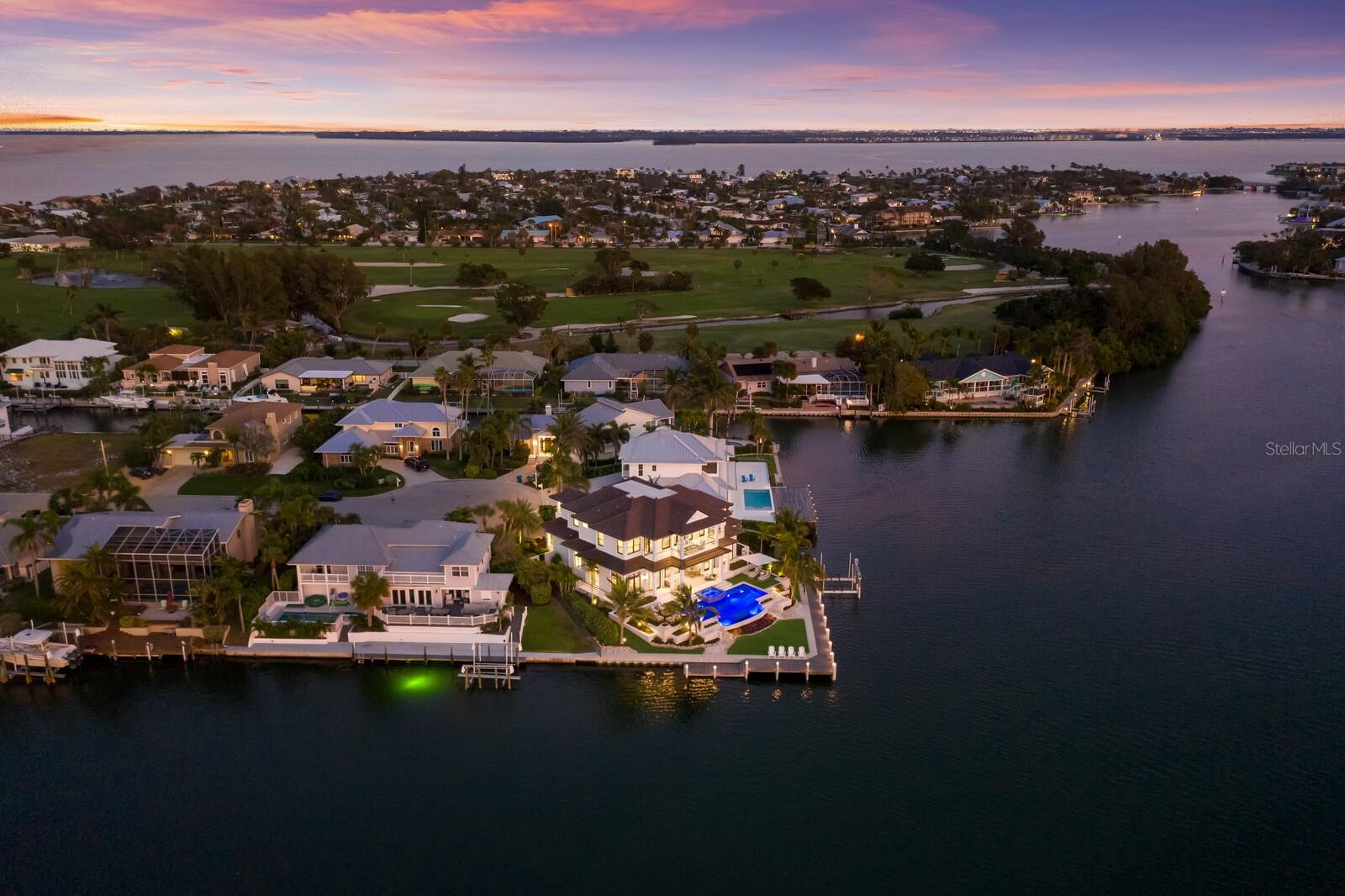 NORTH POINT HARBOUR UNIT TWO - Residential