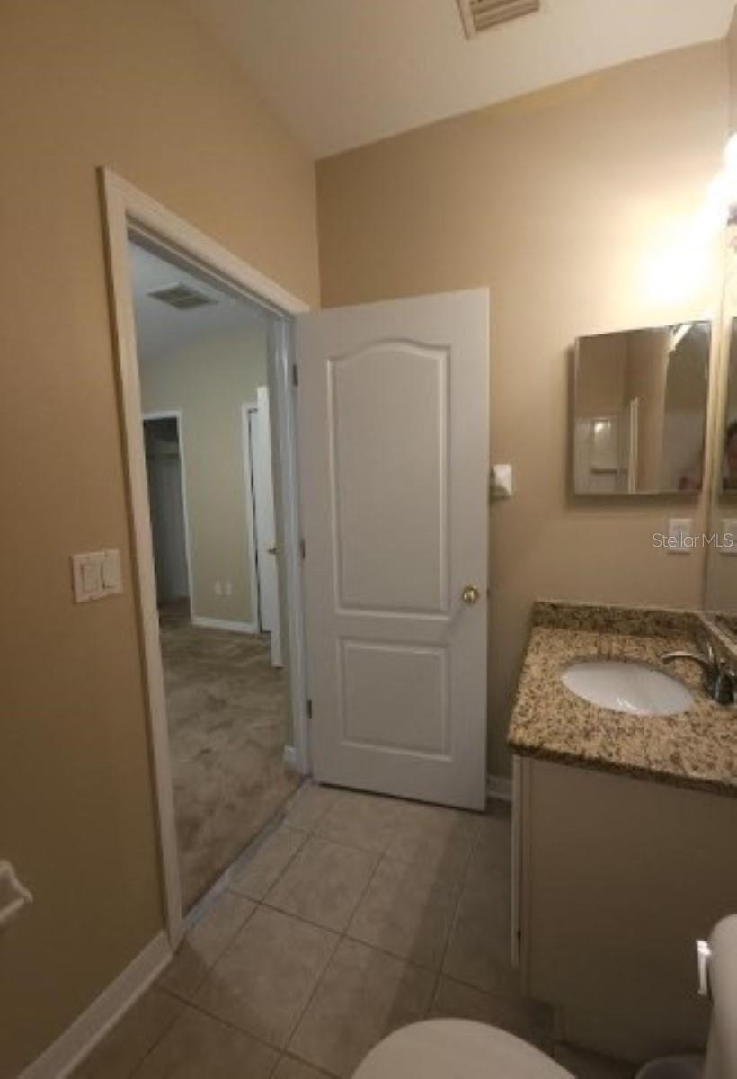 LONE STAR TWNHMS - Residential Lease