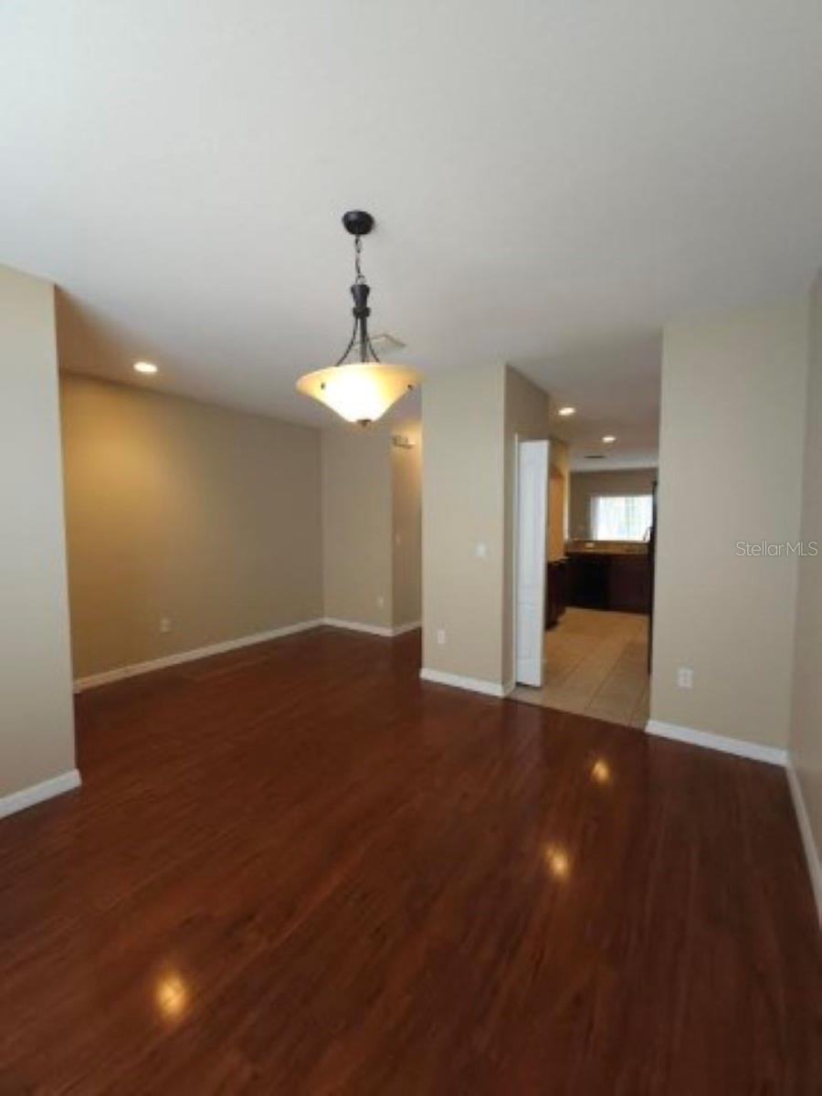 LONE STAR TWNHMS - Residential Lease