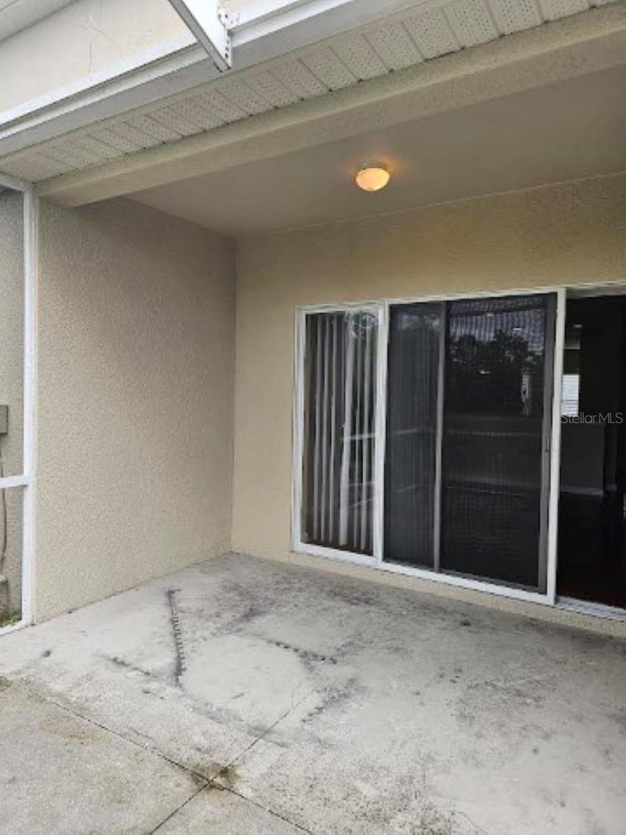 LONE STAR TWNHMS - Residential Lease