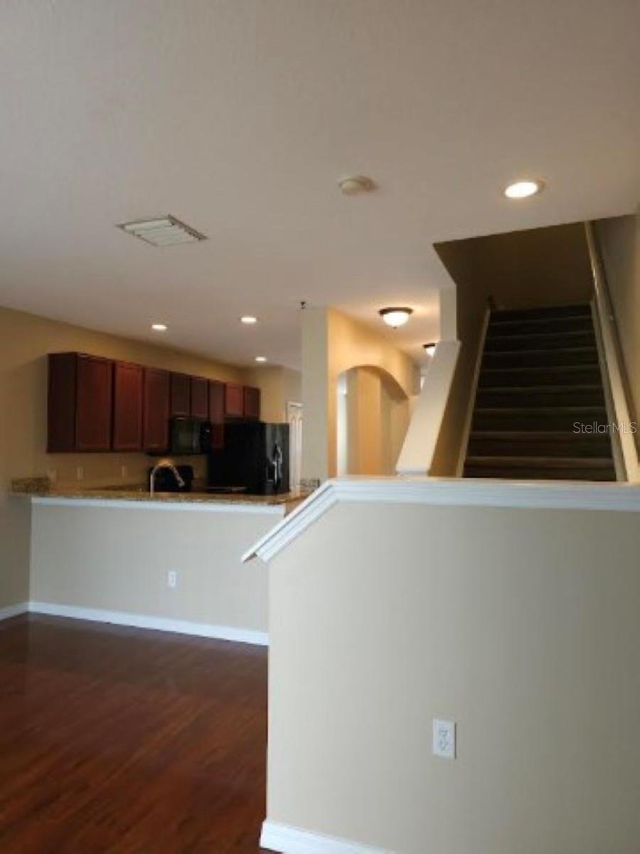 LONE STAR TWNHMS - Residential Lease