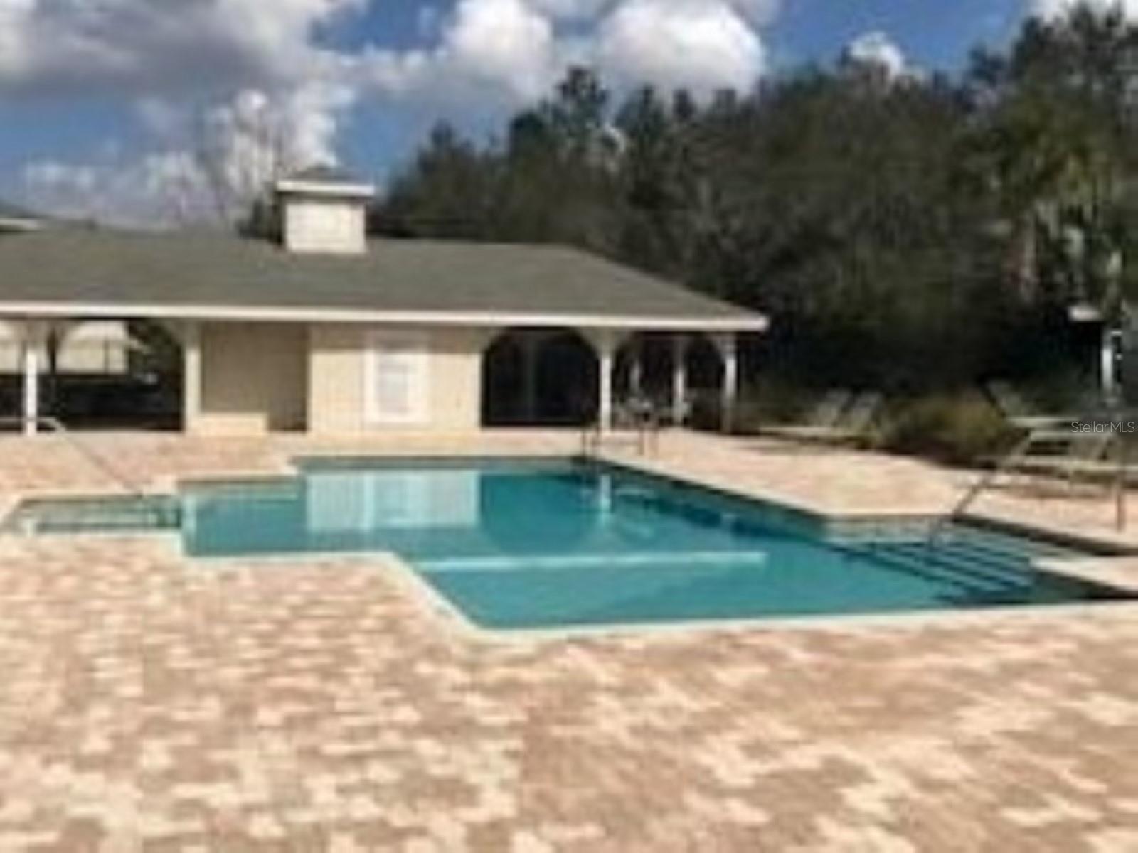 LONE STAR TWNHMS - Residential Lease