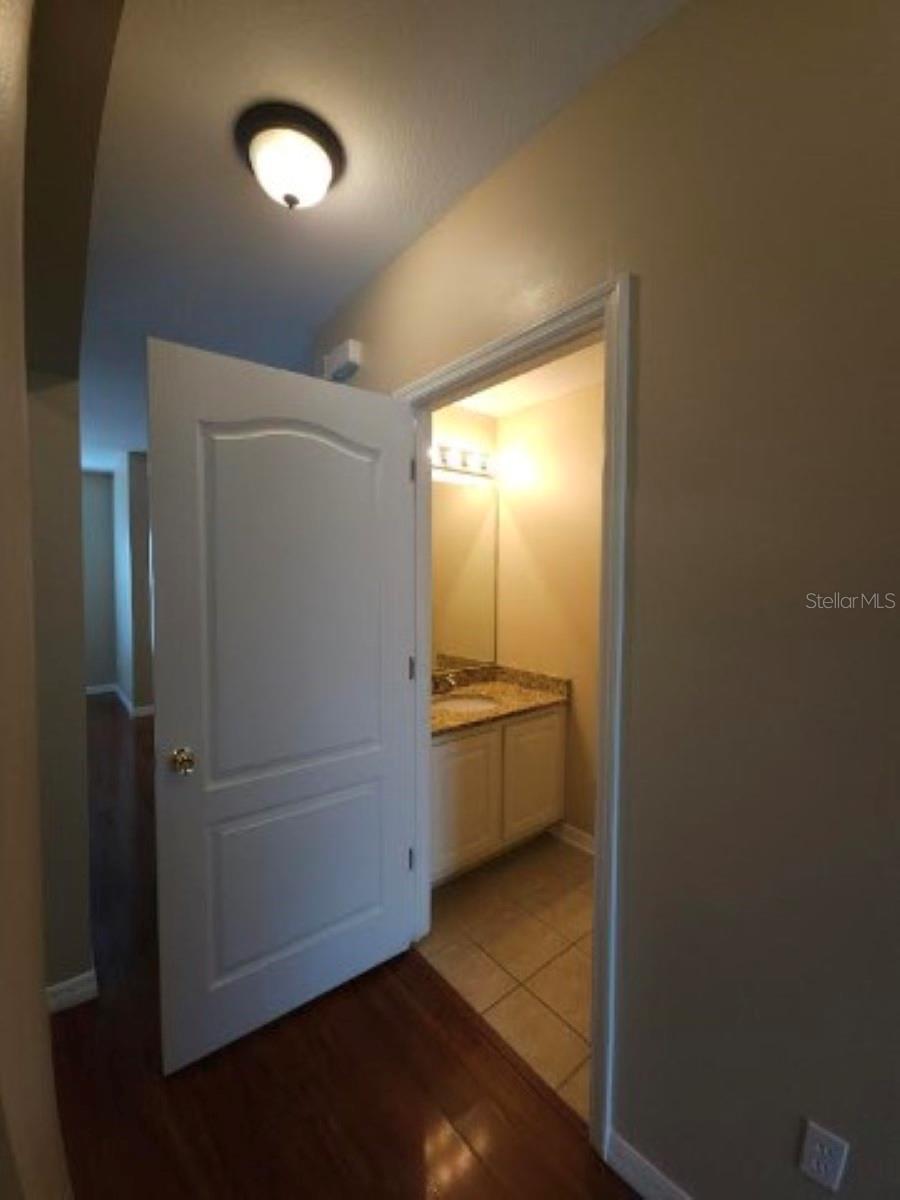 LONE STAR TWNHMS - Residential Lease